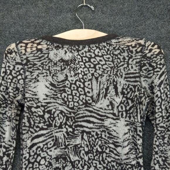 Energie Womens V Neck Top White Black Colorful Pattern Size Small - Picture 8 of 11